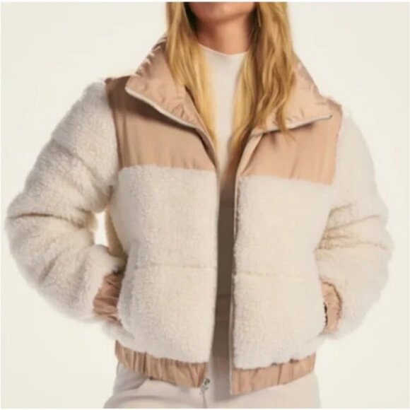 Abercrombie & Fitch Cream and Tan Sherpa Puffer Jacket mini XS ultra collection - Picture 1 of 11